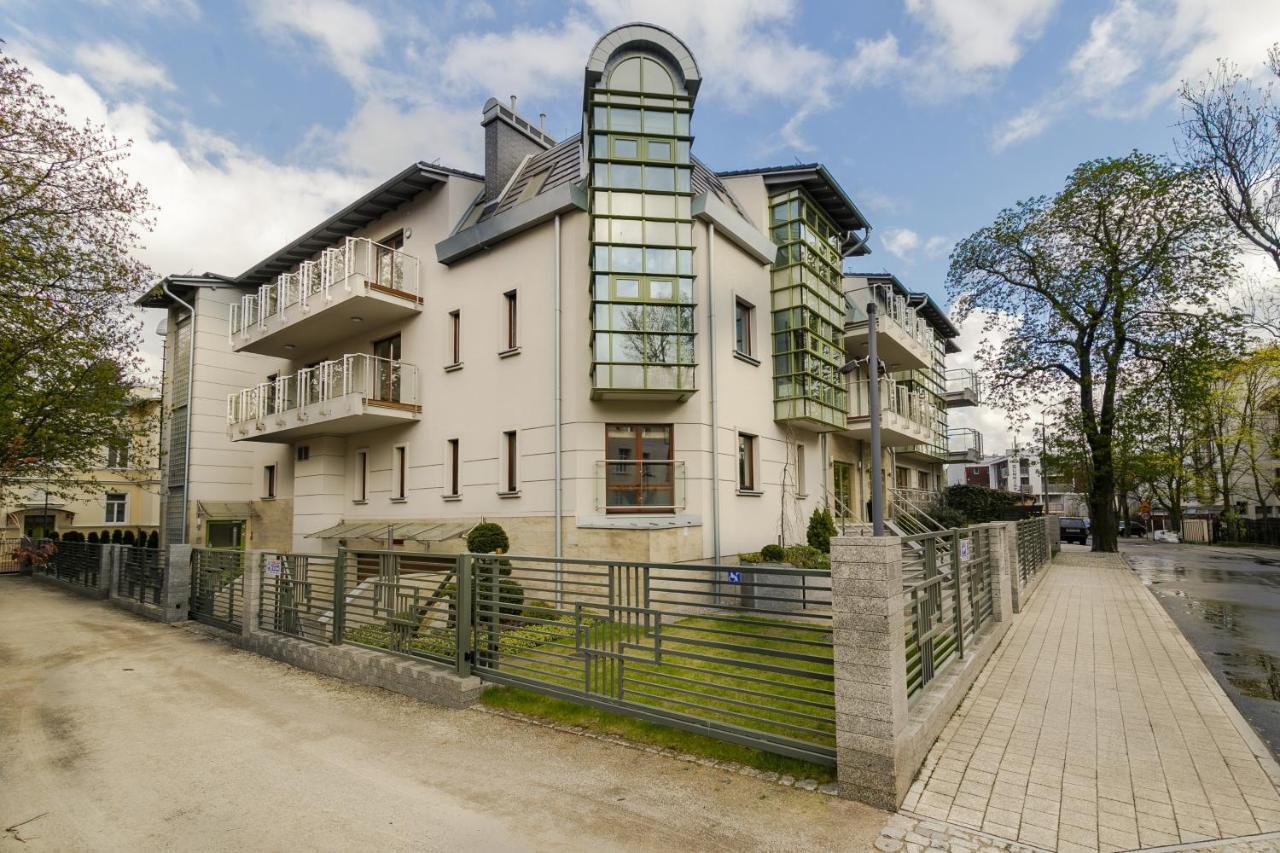 Apartment With Terrace And Sauna By Grand Apartments Sopot Exteriör bild